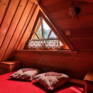 Dom Tomusik Apartment